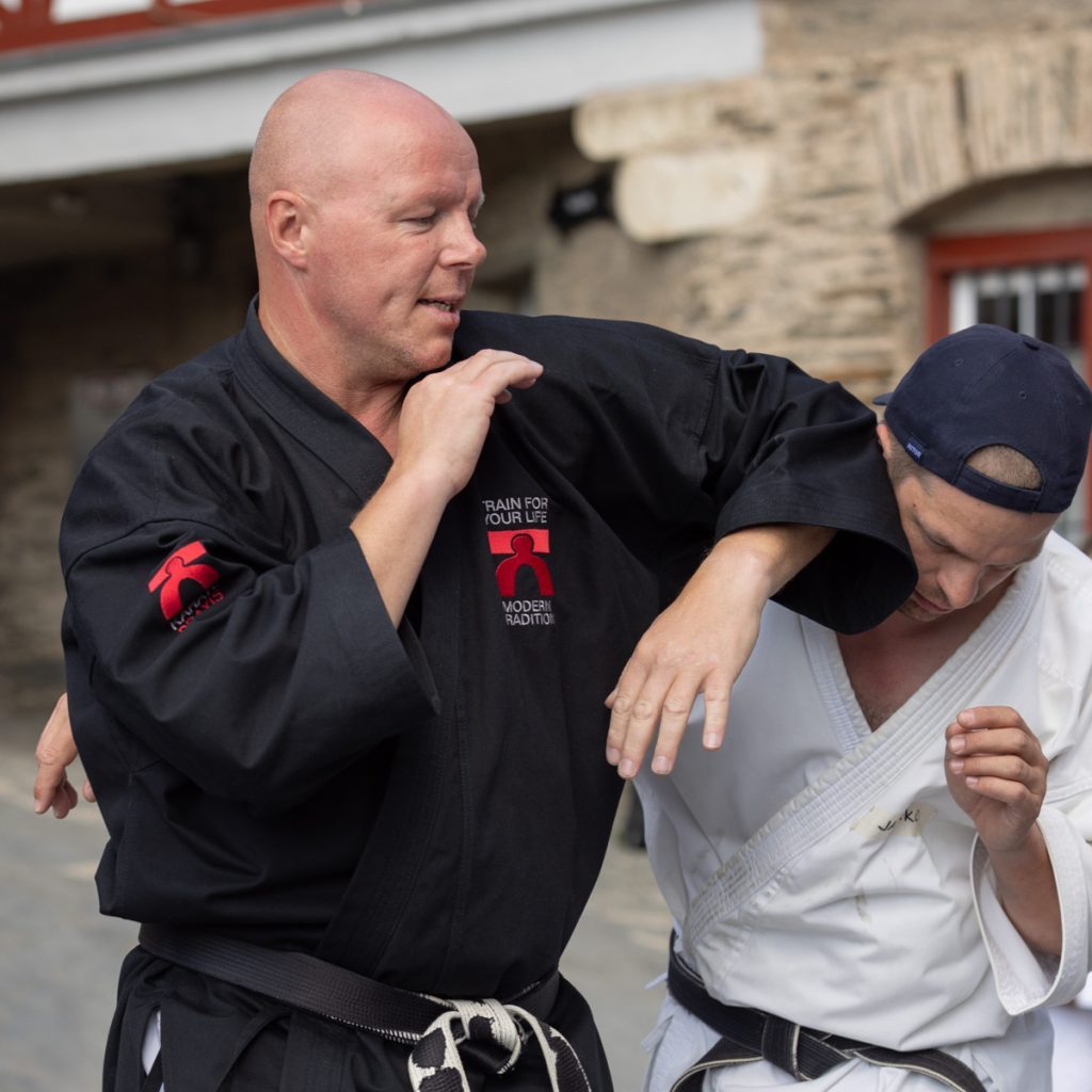 bunkai im alltagstraining – karate zwischen anspruch und realität 1 20230716 171a0369 1200px